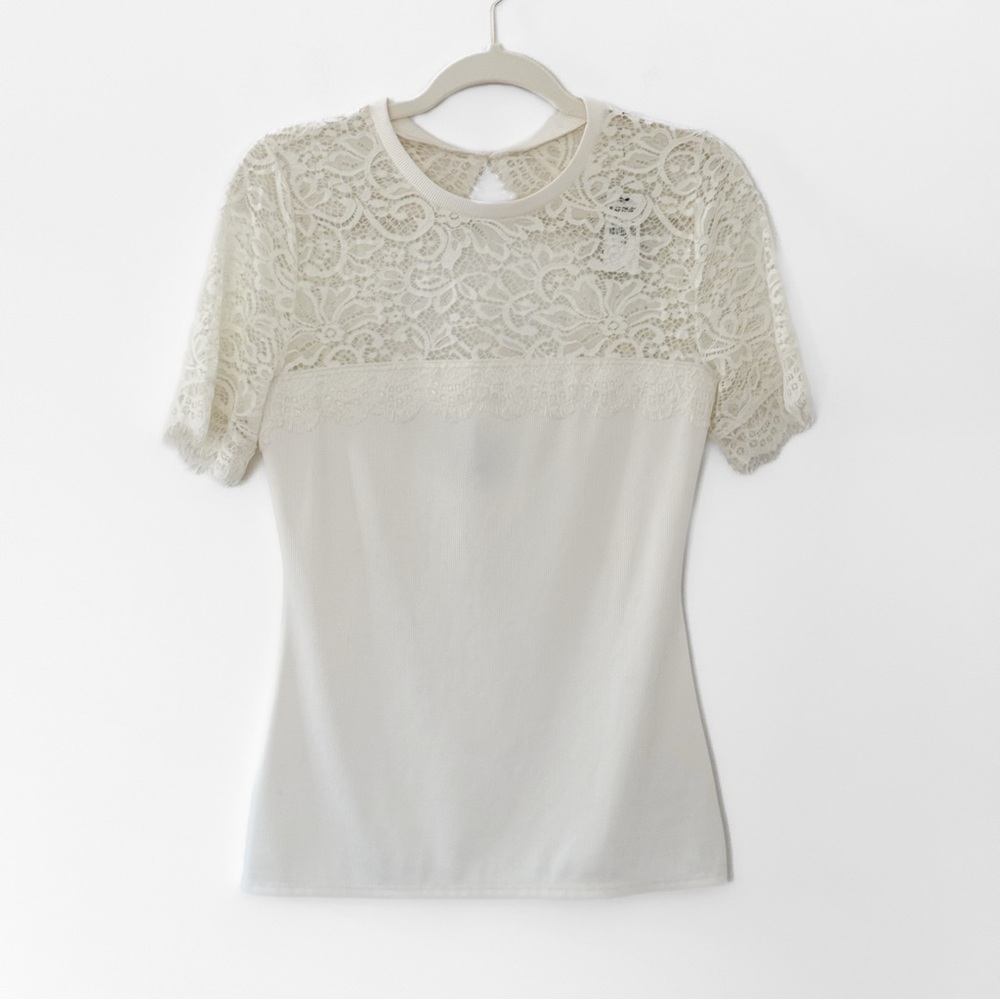 NWT White Express Ribbed Knit Lace Feminine Top - Size Medium